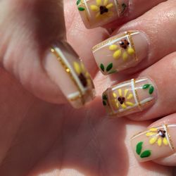 PC Nailspa - Kim and Tyler are fantastic nail technicians they make you feel at home! I highly recommend going to see them!