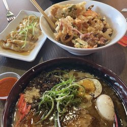 Ika San Ramen and Izakaya - Black Tonk Ramen