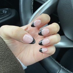 California Nails & Spa