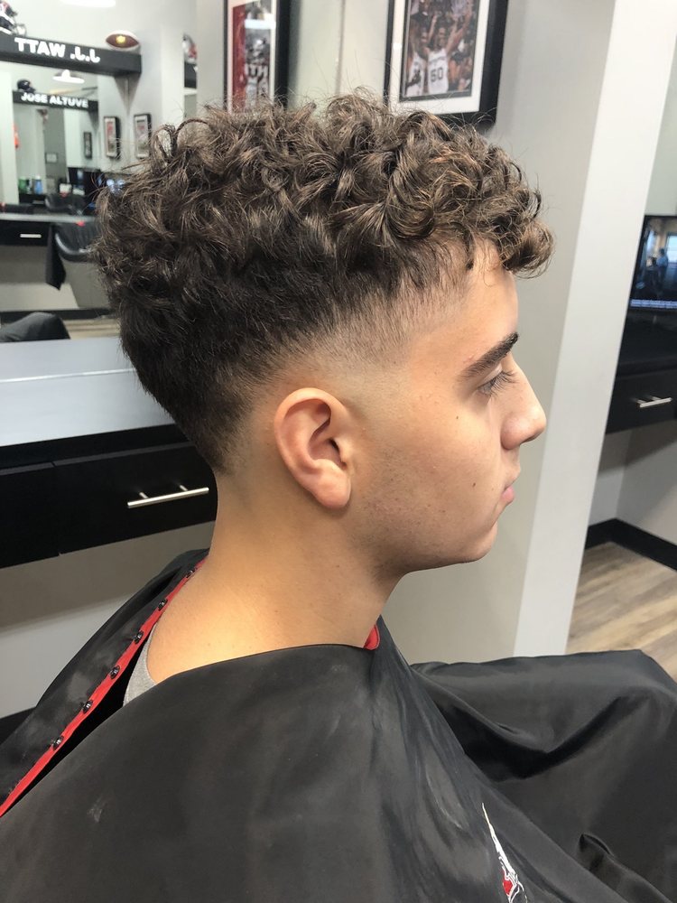 LOCKER ROOM HAIRCUTS 11 Reviews 11720 Alamo Ranch Pkwy, San Antonio, Texas Men's Hair