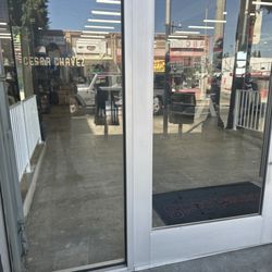 Shoe Palace - Closed doors