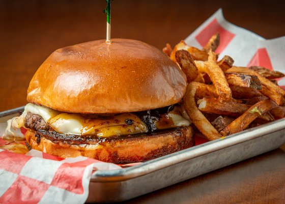 Baker St Pub & Grill