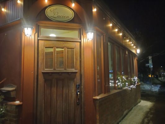Chez Lucien by null