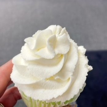 Namtan Bakery - Young coconut filling cupcake. Melt in your mouth. All my colleagues love it. Thank you Tan. - Cupcakes Near Me Namtan Bakery - Young coconut filling cupcake. Melt in your mouth. All my colleagues love it. Thank you Tan. - Cupcakes Near Me