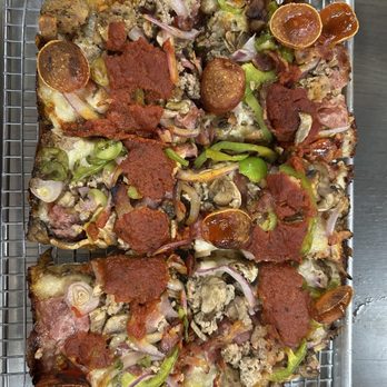 R Town Pizza - Specialty pizza - Pizza Near Me - Reno, Nevada R Town Pizza - Specialty pizza - Pizza Near Me - Reno, Nevada
