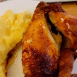 Vinzenzmurr - Generous Portion of Chicken & Mashed Potatoes