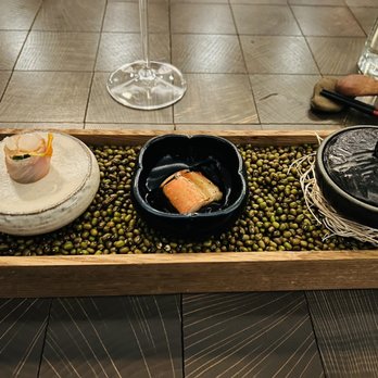 Mako - Sushi Bars Near Me - Chicago, Illinois Mako - Sushi Bars Near Me - Chicago, Illinois