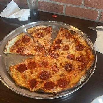 Aroma Italia - Thin crust pepperoni pizza with quality cheese. - Gelato Near Me - Honolulu, Hawaii Aroma Italia - Thin crust pepperoni pizza with quality cheese. - Gelato Near Me - Honolulu, Hawaii