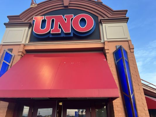UNO Pizzeria & Grill by null