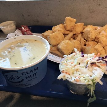 Bob's Clam Hut - Scallops dinner and clam chowder - Seafood Near Me - Kittery, Maine