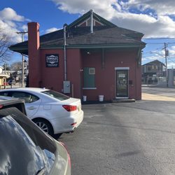 Borealis Coffee Company - Parking lot