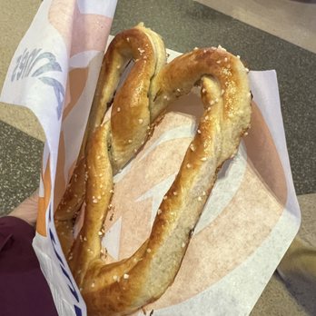Auntie Anne's - Fast Food Near Me - Boston, Massachusetts