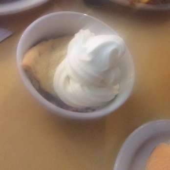 Twede's Cafe - cherry pie! - American Near Me - North Bend, Washington