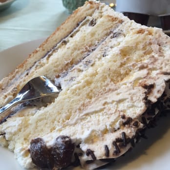 Puppen Cafe - Ostfriesentorte - Cafes Near Me - Carolinensiel, NI Puppen Cafe - Ostfriesentorte - Cafes Near Me - Carolinensiel, NI