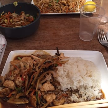 Monthaï - Chicken finger stirfry - Thai Near Me - Paris, 75 Monthaï - Chicken finger stirfry - Thai Near Me - Paris, 75