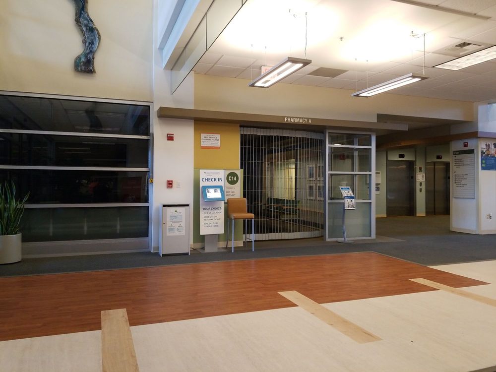 KAISER PHARMACY 16 Photos & 35 Reviews 1660 Eureka Rd, Roseville