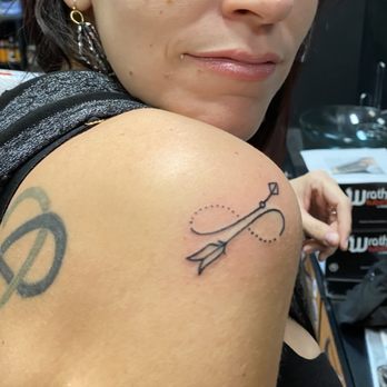 Pride and Glory - Tattoo Near Me - Nashville, Tennessee Pride and Glory - Tattoo Near Me - Nashville, Tennessee
