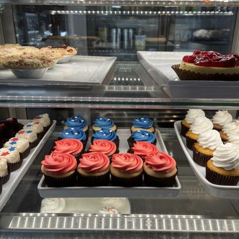It's All About The Cake - Bakeries Near Me - Dana Point, California It's All About The Cake - Bakeries Near Me - Dana Point, California