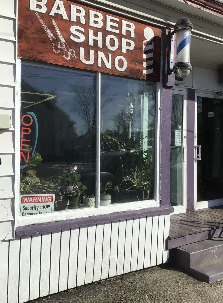 Barber Shop Uno Logo