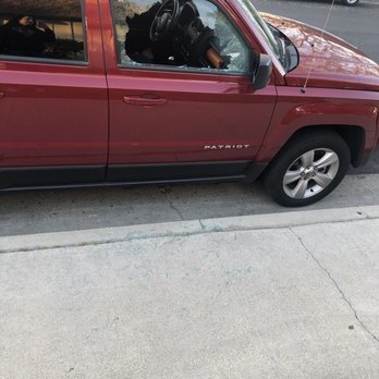 Sinaloa Auto Glass - Vandalism to my car - Auto Glass Services Near Me - Bellflower, California Sinaloa Auto Glass - Vandalism to my car - Auto Glass Services Near Me - Bellflower, California