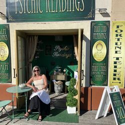 Psychic Reader and Adviser - Our second location we opened up in 2019 1543 boardwalk side located on Kentucky Avenue