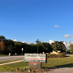 Turnabout Pizza