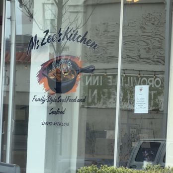 Ms Zee's Kitchen - Soul Food Near Me - Oroville, California