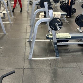 LA Fitness - Yes, same guy, two benches - Gyms Near Me - Silver Spring, Maryland