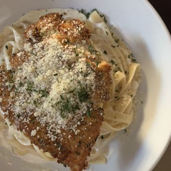 V Paul's - Alfredo Piccata + Chicken - Italian Near Me - Pensacola, Florida