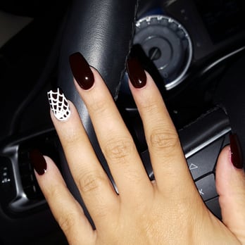 Acryliq Nails - Nail Salons Near Me - Canoga Park, California