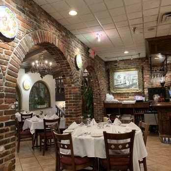 The Columbia - Upstairs dining room - Spanish Near Me - St Augustine, Florida The Columbia - Upstairs dining room - Spanish Near Me - St Augustine, Florida
