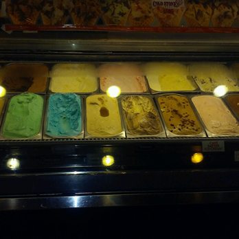 Cold Stone Creamery - Various ice cream flavors - Ice Cream & Frozen Yogurt Near Me - Hollywood, Florida