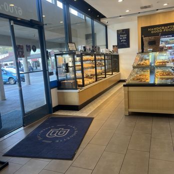 Paris Baguette - Inside view - Bakeries Near Me - Pleasanton, California Paris Baguette - Inside view - Bakeries Near Me - Pleasanton, California