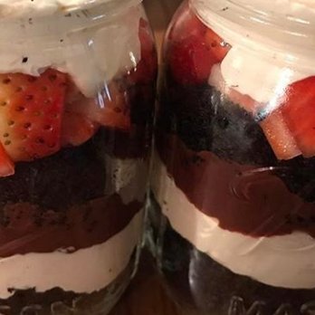 Cupcake Junkie - Completely Delicious!!! - Cupcakes Near Me - Baton Rouge, Louisiana