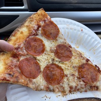 D'amore's Famous Pizza - So good - Pizza Near Me - Malibu, California