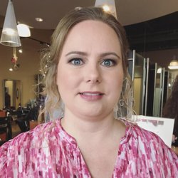 Avenue Salon & Spa