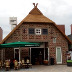 Starbucks - Great little Starbucks right next to the Autobahn.