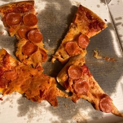 Villa Pizza #1 - They even messed up a pepperoni pizza
