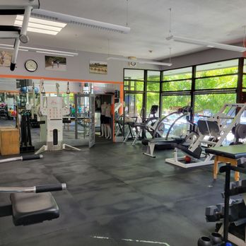 Endurance PTC - EPTC has a fully equipped gym. - Trainers Near Me - Mill Valley, California Endurance PTC - EPTC has a fully equipped gym. - Trainers Near Me - Mill Valley, California