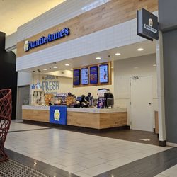 Auntie Anne’s