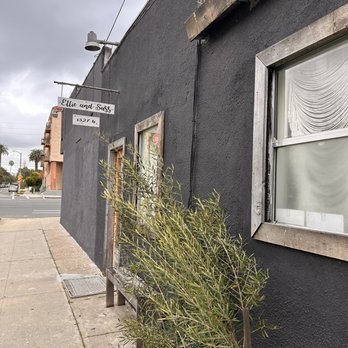 Ellie and Sass - Front door - Nail Salons Near Me - Venice Beach, California