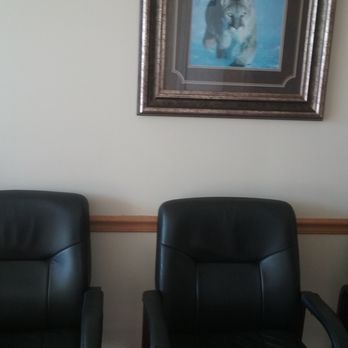 Steve's Automotive Specialists - Comfortable chairs while you wait, drink your free drink, and eat the complimentary treats. - Auto Repair Near Me - Clearfield, Utah Steve's Automotive Specialists - Comfortable chairs while you wait, drink your free drink, and eat the complimentary treats. - Auto Repair Near Me - Clearfield, Utah