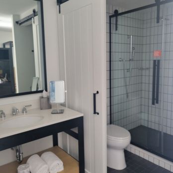 Canopy by Hilton Baltimore Harbor Point - Bathroom! Yayyy to no bathtub - Hotels Near Me - Baltimore, Maryland