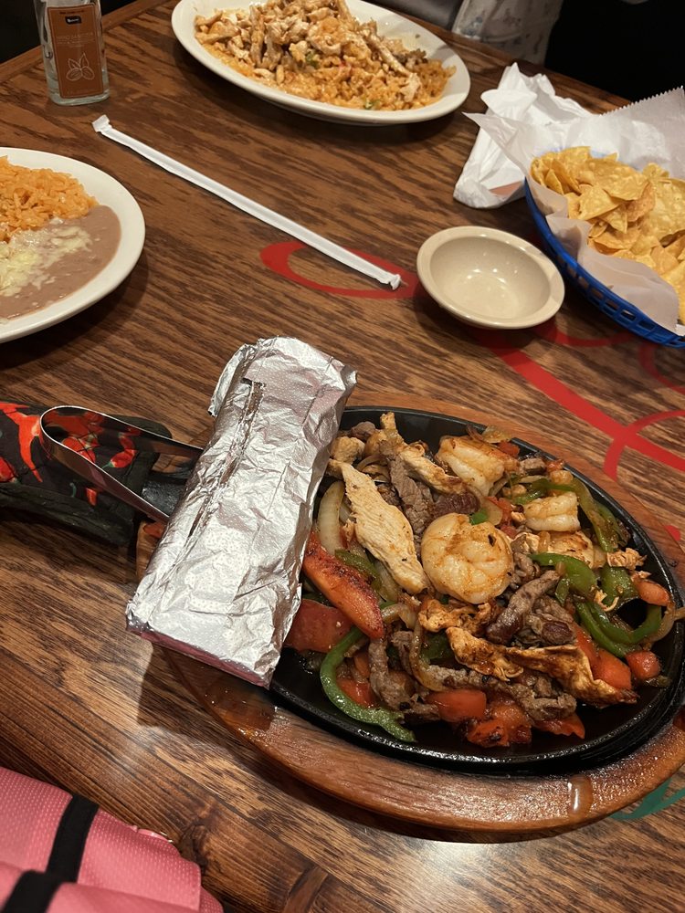 Los Cabritos Mexican Grill — Mexican restaurant in Greenwood