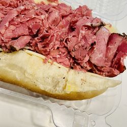 Spera's Meat Deli and Grocery - Pastrami sandwich