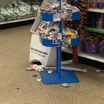 Dollar Tree - Terrible! - Discount Store Near Me - Middle Village, New York