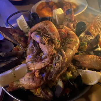 Si Tapas - Mixed Paella - Spanish Near Me - Dallas, Texas