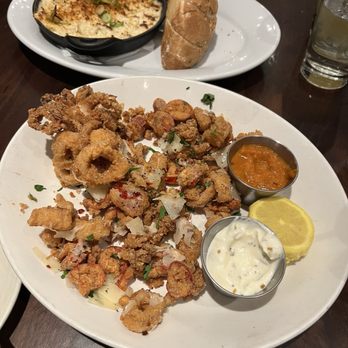 Joe’s on Newbury - Crispy Calamari - American Near Me - Boston, Massachusetts