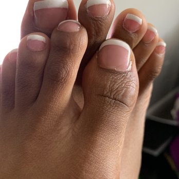 Elite Nails - $45 Pedicure - Nail Salons Near Me - Indianapolis, Indiana