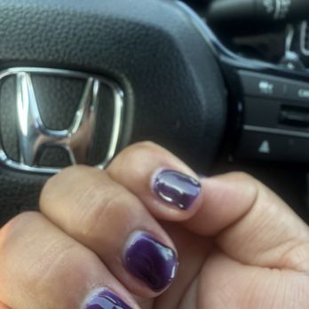 Q Nail Lounge - The pointing finger wasn't even completely covered with polish ... - Nail Salons Near Me - Downey, California Q Nail Lounge - The pointing finger wasn't even completely covered with polish ... - Nail Salons Near Me - Downey, California